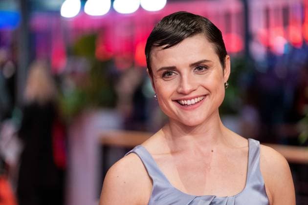 Mala Emde bei der Ankunft zur Eröffnung der 74. Internationalen Filmfrestpiele mit der Premiere des Films Small Things Like These . Mala Emde Daur arriving at the opening of the 74th International Film Festival with the premiere of the film Small Things Like These . snapshot-photography K.M.Krause