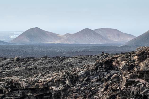 Vulkanlandschaft, Timanfaya Nationalpark, Lanzarote, Kanaren, Spanien, Europa *** Volcanic landscape, Timanfaya National Park, Lanzarote, Canary Islands, Spain, Europe Copyright: imageBROKER ErhardxNerger ibxenh10265473.jpg