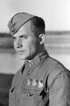 Major Lysenko, deputy commander of 143th tank brigade 663547 31.05.1942 Major Lysenko, deputy commander of the 143th tank brigade. The Western Front, 1942. Anatoliy Garanin Sputnik Russia  Copyright: xAnatoliyxGaraninx