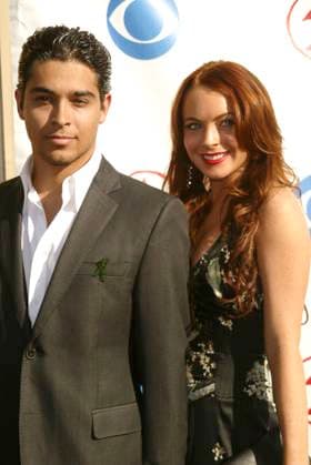 5TH ANNUAL LATIN GRAMMY AWARDS LA 5TH ANNUAL LATIN GRAMMY AWARDS LA WILMER VALDERRAMA AND LINDSAY LOHAN, Credit:JEN LOWERY LONDON FEATURES Avalon  Copyright: xJENxLOWERYxLONDONxFEATURESx xAvalonx 0538909122