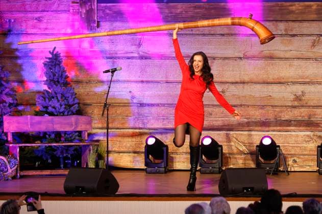 Anita Hofmann beim Konzert Könige der Volksmusik - Die Abschiedstour von Marianne & Michael in der Stadthalle. Zerbst, 07.03.2024