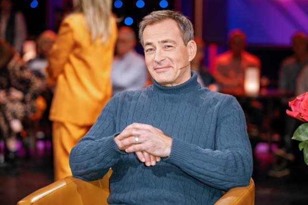 MDR - Riverboat. Schauspieler Jan Sosniok anläßlich der Aufzeichnung der MDR - Talkshow Riverboat am 08.03.2024 in der Mediacity Leipzig. 20240308SFL0039 *** MDR Riverboat actor Jan Sosniok on the occasion of the recording of the MDR talk show Riverboat on 08 03 2024 in the Mediacity Leipzig 20240308SFL0039
