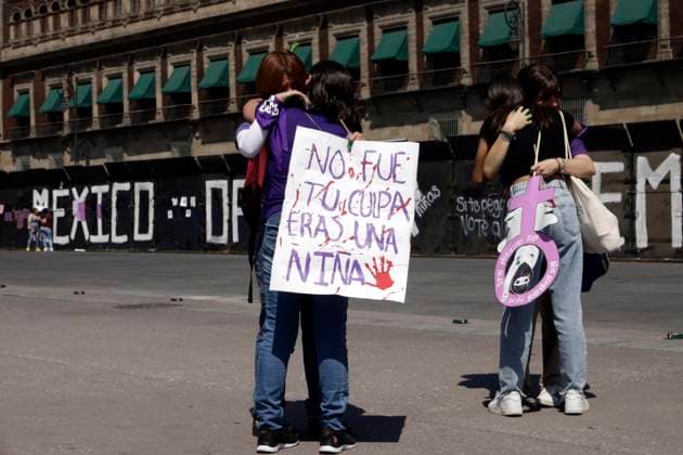 March 8, 2024, Mexico City, Mexico: Women hold placards while take part during International Women s Day demonstration to protest agains femicides. hundreds of women join protests around the world to commemorate International Women Day. on March 8, 2024 in Mexico City, Mexico Mexico City Mexico - ZUMAe321 20240308_zia_e321_049 Copyright: xLuisxBarronx