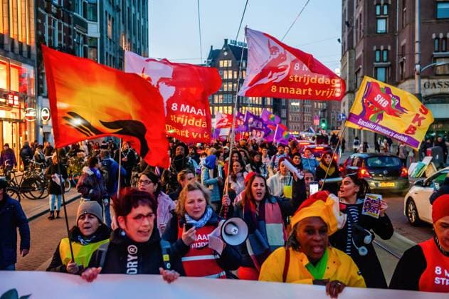 International Women s Day protest in Amsterdam, Netherlands - 8 Mar 2024 People march with flags during a demonstration in support of women s rights, to celebrate the International Women s Day. In Amsterdam, people gathered at the Dam Square, and from there they walked in procession to stand up against violence and femicide, ask for better salaries, against dictatorships, and fight for equal rights for women around the world. People around the world demonstrate, attend conferences, and hold artistic events to mark International Women s Day. Amsterdam Netherlands Copyright: xAnaxFernandezx xSOPAxImagesx Ana_Fernandez_080324_InternationalWomensDayProtestAmsterdam_015