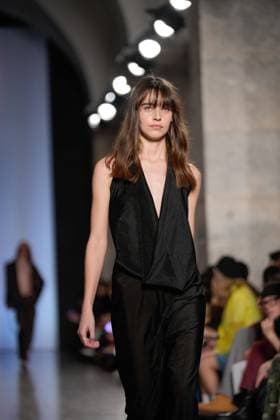 Lisbon Fashion Week in Lisboa, Portugal - 09 Mar 2024 A model walks the runway during the Goncalo Peixoto fashion show at ModaLisboa For Good, Lisbon Fashion Week in Lisboa. Lisbon Portugal Copyright: xBrunoxdexCarvalhox xSOPAxImagesx brunodecarvalho_modalisboaforgood-5361