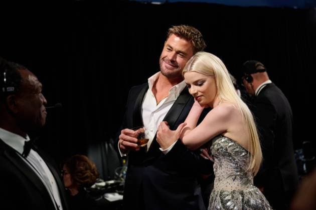 Entertainment Themen der Woche KW10 Entertainment Bilder des Tages Chris Hemsworth and Anya Taylor-Joy backstage during the live ABC telecast of the 96th OscarsÂ® at the DolbyÂ® Theatre at Ovation Hollywood on Sunday, March 10, 2024.  Copyright: xRichardxHarbaughx 34653-632PLX