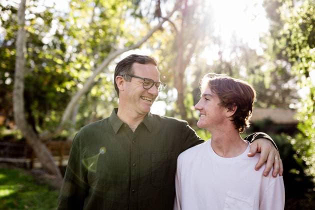 Father & Son Posing in Park at Sunset in San Diego San Diego, California, United States CR_JIDE240307-1305367-01 ,model released, Symbolfoto
