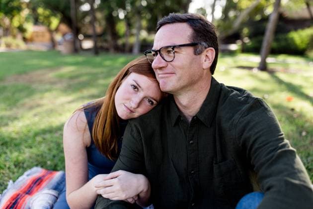 Father & Daughter Sitting on Blanket in Park in San Diego San Diego, California, United States CR_JIDE240307-1305380-01 ,model released, Symbolfoto