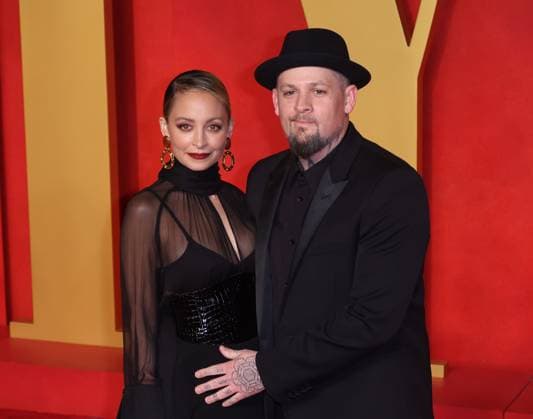 March 10, 2024, Beverly Hills, Ca, USA: Nicole Richie and Joel Madden attend the 2024 Vanity Fair Oscar Party Hosted By Radhika Jones at Wallis Annenberg Center for the Performing Arts on March 10, 2024 in Beverly Hills, California. Beverly Hills USA - ZUMAs181 20240310_zea_s181_733 Copyright: xCraSHx