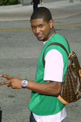 2002 TEEN CHOICE AWARDS LA 2002 TEEN CHOICE AWARDS LA USHER, Credit:JEN LOWERY LONDON FEATURES Avalon  Copyright: xJENxLOWERYxLONDONxFEATURESx xAvalonx 0538630005