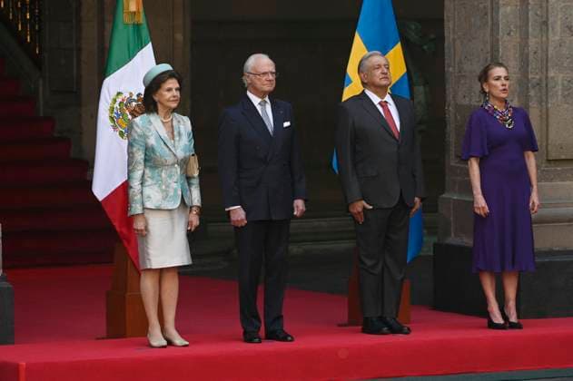 Swedish Royals Visit Mexico - Day 1 March 12, 2024, Mexico City, Mexico: Swedish Queen Silvia, Swedish King Carl XVI Gustaf, Mexico s President Andres Manuel Lopez Obrador and Beatriz GutiÃ rrez Müller attend a welcoming ceremony on the first day of the Swedish State visit to Mexico at the National Palace. on March 12, 2024 in Mexico City, Mexico. (Photo by Carlos Tischler Eyepix Group ABACAPRESS.COM) Mexico City Mexico  Copyright: xTischlerxCarlos Eyepix ABACAx