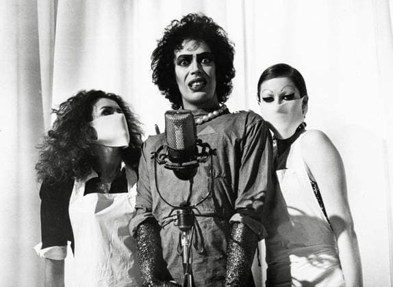 Patricia Quinn, Tim Curry, Nell Campbell, The Rocky Horror Picture Show (1975). Photo credit: 20th Century Fox  Copyright: xCinemaxLegacyxCollection ThexHollywoodxArchivex 34580-686THA The Hollywood Archive