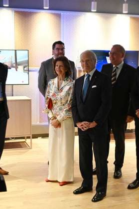 Swedish Royals Visit Mexico - Day 2 March 13, 2024, Mexico City, Mexico: Swedish Queen Silvia and Swedish King Carl XV take a tour during the opening of the new engineering center of the telecommunications Swedish company Ericsson on the second day of the Swedish State visit to Mexico. on March 13, 2024 in Mexico City, Mexico. (Photo by Carlos Tischler Eyepix Group ABACAPRESS.COM) Mexico City Mexico  Copyright: xTischlerxCarlos Eyepix ABACAx