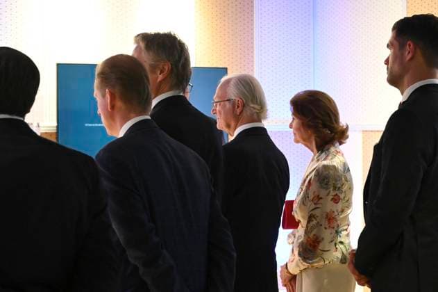 Swedish Royals Visit Mexico - Day 2 March 13, 2024, Mexico City, Mexico: Swedish Queen Silvia and Swedish King Carl XV take a tour during the opening of the new engineering center of the telecommunications Swedish company Ericsson on the second day of the Swedish State visit to Mexico. on March 13, 2024 in Mexico City, Mexico. (Photo by Carlos Tischler Eyepix Group ABACAPRESS.COM) Mexico City Mexico  Copyright: xTischlerxCarlos Eyepix ABACAx
