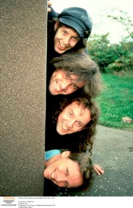 Portrait of the Waterboys photographed in the early 1990 s. Tim Jarvis Retna UK. Credit all Uses *Unbylined uses will incur an additional discretionary fee!* * Higher Rates Apply * Portrait of the Waterboys photographed in the early 1990 s. Tim Jarvis Retna UK. Credit all Uses * Higher Rates Apply *, Credit:Tim Jarvis Retna UK Avalon  Copyright: xTimxJarvisx xRetnaxUKx xAvalonx 0536767471