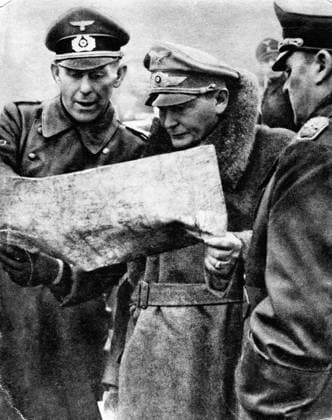 1January 1, 1940: Berlin, Germany: Third Reich Marshal HERMANN GOERING, the Chief of the Nazi Luftwaffe in conference with two of his staff officers. Berlin Germany - ZUMAk09_ 19400101_jtc_k09_507 Copyright: xKeystonexPressxAgencyx