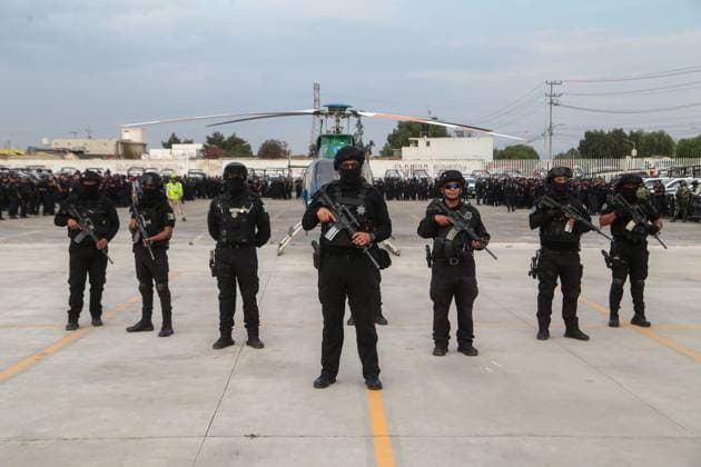 March 15, 2024, Ecatepec de Morelos, Mexico: Members of the State Police during the departure of a security operation called Rastrillo to combat crime in the Municipality of Ecatepec. More than 1,300 elements from the Attorney General s Office of the Republic (FGR), the Attorney General s Office of the State of Mexico (FGJEM) and the State Police take part during the Operation. on March 15, 2024 in Ecatepec de Morelos, Mexico. Ecatepec De Morelos Mexico - ZUMAe321 20240315_zia_e321_023 Copyright: xRickxCruzx