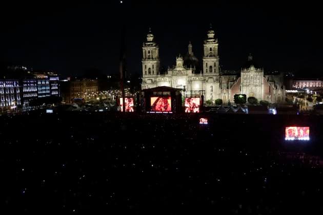 March 16, 2024, Mexico City, Ciudad de Mexico, Mexico: March 16, 2024, Mexico City, Mexico: Hundred of people attend at Mexico City Zocalo to enjoy the free concert as part of the Time for Women: Festival for equality. on March 16, 2024 in Mexico City, Mexico Mexico City Mexico - ZUMAe321 20240316_zea_e321_009 Copyright: xLuisxBarronx xEyepixxGroupx