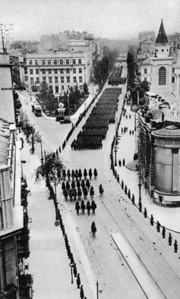 WORLD WAR II: POLAND, 1939. A Nazi parade through Warsaw, Poland, after the city had fallen to German forces. Photographed October 1939.  Copyright: xGRANGERx xGRANGERx 0000091