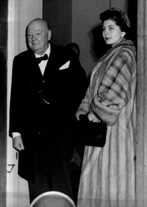 Doorstep Goodbye -- Sir Winston Churchill goes to the Door of No. 10 Downing Street this afternoon to say goodbye to his Guests, the Shah of Persia and Queen Soraya, who had been his guests to lunch. February 21, 1955. (Photo by Paul Popper, Paul Popper Ltd.).  Copyright: xPaulxPopperxLtd.x 5513-19404348
