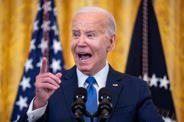 Biden Women™s History Month Event United States President Joe Biden speaks during a Women™s History Month reception in the East Room of the White House in Washington, DC, US, on Monday, March 18, 2024. The Biden administration is rolling out an executive order to strengthen women™s health research standards across federal agencies and prioritize its funding in an effort to close the gap on long-standing disparities. Credit: Al Drago Pool via CNP AdMedia Washington District of Columbia United States of America EDITORIAL USE ONLY  Copyright: xx AD_29_womens_031824 CNP AdMediax admphotostwo883339