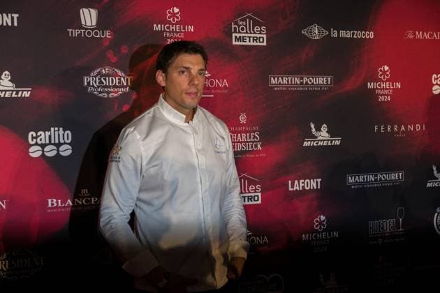Michelin Guide For France Awards Ceremony - Tours Three Michelin-starred French chef for La Table du Castellet in Le Castellet (Var) Fabien Ferre poses for pictures during the Michelin Guide for France 2024 awards ceremony in Tours, center France on March 18, 2024. The Michelin guide awarded on March 18, 2024 62 stars to French restaurants, a class of 2024 rich in first honors, with 52 first stars, eight second stars and two triple-starred houses. Photo by Pascal Avenet ABACAPRESS.COM Tours Indre-et-Loire (37) France  Copyright: xAvenetxPascal ABACAx