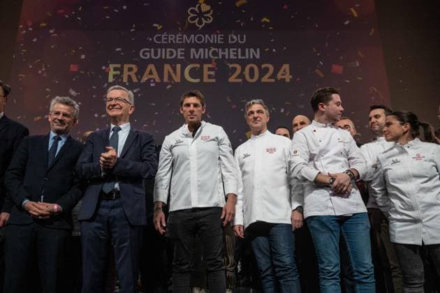 Michelin Guide For France Awards Ceremony - Tours Mayor of Tours Emmanuel Denis, Centre Val de Loire regional council president Francois Bonneau, three Michelin-starred French chef for La Table du Castellet in Le Castellet (Var) Fabien Ferre and three Michelin-starred French chef of Gabriel at La RÃ serve Paris hotel Jerome Banctel celebrate their three Michelin stars on stage during the Michelin Guide for France 2024 awards ceremony in Tours, center France on March 18, 2024. The Michelin guide awarded on March 18, 2024 62 stars to French restaurants, a class of 2024 rich in first honors, with 52 first stars, eight second stars and two triple-starred houses. Photo by Pascal Avenet ABACAPRESS.COM Tours Indre-et-Loire (37) France  Copyright: xAvenetxPascal ABACAx