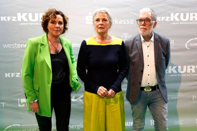 Steffi Neu, Gerburg Jahnke und Wolfgang Trepper bei der Verleihung des Comedy-Preises Recklinghäuser Hurz im Ruhrfestspielhaus. Recklinghausen, 18.03.2024