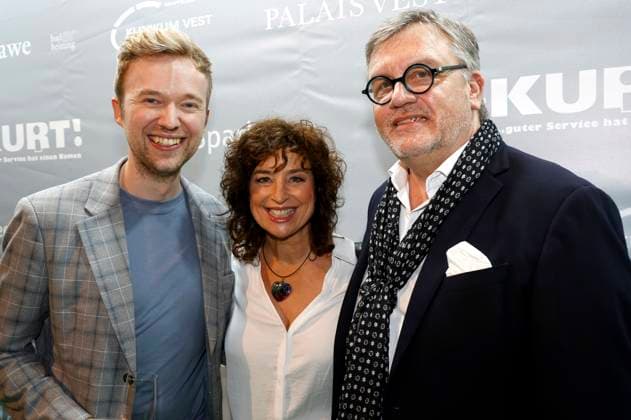 Marc Weide, Isabel Varell und Hape Kerkeling bei der Verleihung des Comedy-Preises Recklinghäuser Hurz im Ruhrfestspielhaus. Recklinghausen, 18.03.2024