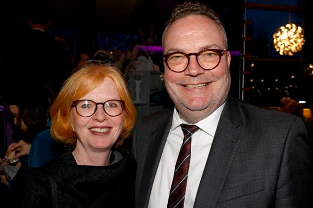 Bobo Klimpel mit Frau Sabine bei der Verleihung des Comedy-Preises Recklinghäuser Hurz im Ruhrfestspielhaus. Recklinghausen, 18.03.2024