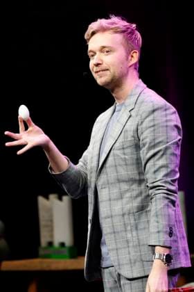 Marc Weide bei der Verleihung des Comedy-Preises Recklinghäuser Hurz im Ruhrfestspielhaus. Recklinghausen, 18.03.2024