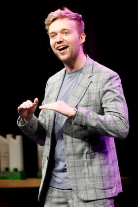 Marc Weide bei der Verleihung des Comedy-Preises Recklinghäuser Hurz im Ruhrfestspielhaus. Recklinghausen, 18.03.2024