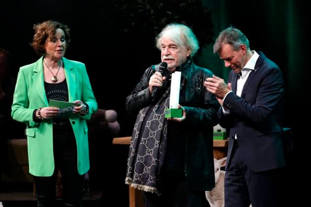 Steffi Neu, Bernhard Paul und Christoph Tesche bei der Verleihung des Comedy-Preises Recklinghäuser Hurz im Ruhrfestspielhaus. Recklinghausen, 18.03.2024
