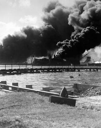 WORLD WAR II: PEARL HARBOR. The USS Shaw in floating drydock after the Japanense attack on Pearl Harbor, 7 December 1941.  Copyright: xGRANGERx xGRANGERx 0017618
