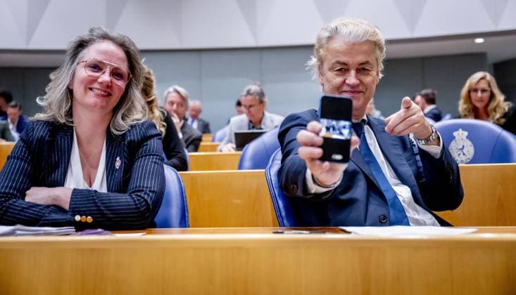 News Themen der Woche KW12 News Bilder des Tages THE HAGUE - Fleur Agema and Geert Wilders during the vote on a proposal to amend the Animals Act in the House of Representatives. The proposal from the Party for the Animals should ensure that animals in livestock farming are given more space to exhibit their natural behavior. ANP ROBIN UTRECHT netherlands out - belgium out  Copyright: xx x494073911x originalFilename: 494073911.jpg