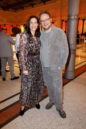 Ulrike Frank und ihr Ehemann Marc Schubring bei der Verleihung vom Deutschen Hoerfilmpreis am 19.03.2024 in Berlin Deutscher Hoerfilmpreis 2024 in Berlin