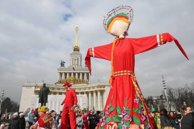 RUSSIA EXPO. Maslenitsa Week 8642802 17.03.2024 The International RUSSIA EXPO Forum and Exhibition. Maslenitsa festivities. Ilya Pitalev host photo agency: RIA Novosti Moscow Russia  Copyright: xIlyaxPitalevx