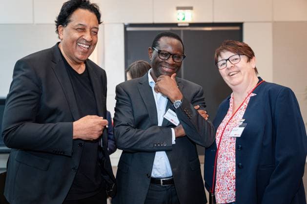 Cherno Jobatey, Karamba Diaby, Anke Hennig bei der Verleihung des Otto-Wels-Preises im Deutschen Bundestag, 20.3.2024, Bundestag, Reichstagsgebäude, Berlin, Deutschland