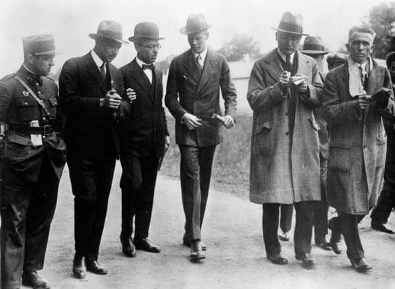 CHARLES A. LINDBERGH (1902-1974). American aviator. Lindbergh talking to reporters in Paris after his successful non-stop trans-Atlantic flight, May 1927.  Copyright: xGRANGERx xGRANGERx 0046170