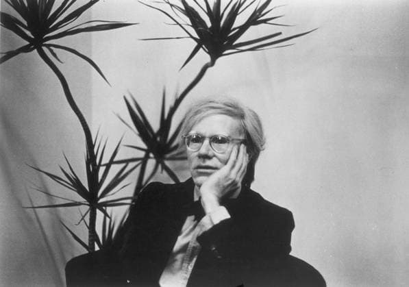 ANDY WARHOL (1928-1987). American artist and filmmaker.  Copyright: xGRANGERx xGRANGERx 0066276
