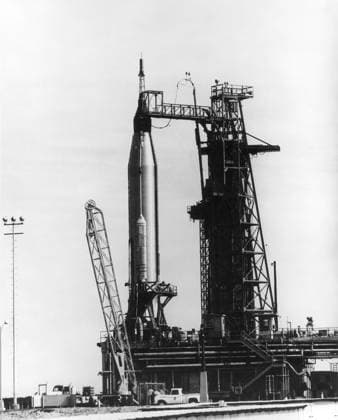 MERCURY-ATLAS 6, 1962. Overall view of Mercury spacecraft Friendship 7 and Atlas booster, at Cape Canaveral, Florida, 23 January 1962, four weeks prior to transporting astronaut John Glenn on the mission which saw him orbit the Earth three times.  Copyright: xGRANGERx xGRANGERx 0066389