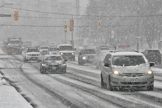 Snowstorm In Toronto, Canada Vehicles are driving through a snowstorm in Toronto, Ontario, Canada, on March 22, 2024. The storm is currently expected to drop between 10-15 centimeters of snow across the Greater Toronto Area. Toronto Ontario Canada  Copyright: xCreativexTouchxImagingxLtdx originalFilename: friedman-snowstor240322_npuaO.jpg