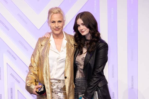 Bilder des Jahres 2024, Entertainment 03 März Entertainment Themen der Woche KW12 Series Mania Festival closing ceremony - Lille Patricia Arquette and daughter Harlow Jane attend final red carpet on Day Eight of the Series Mania Festival on March 22, 2024 in Lille, France. Credit : SÃ bastien Courdji ABACAPRESS.COM Photo by SÃ bastien Courdji ABACAPRESS.COM  Copyright: xCourdjixSebastien ABACAx