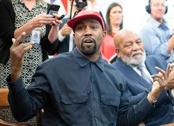 President Donald J. Trump Meets West and Brown Kanye West, left, makes a statement to the media as he meets with United States President Donald J. Trump, right, and Jim Brown in the Oval Office of the White House in Washington, DC on Thursday, October 11, 2018. Credit: Ron Sachs CNP Washington District of Columbia United States of America EDITORIAL USE ONLY Copyright: xx _RMS2846 RonxSachsx cnpphotos137885