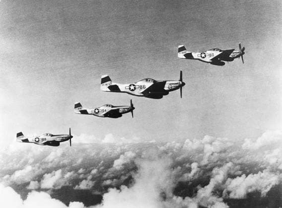 WORLD WAR II: MUSTANGS. American P-51 Mustang fighter planes over Iwo Jima, 1945.  Copyright: xGRANGERx xGRANGERx 0091651