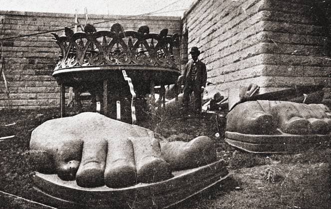 STATUE OF LIBERTY: FEET. Toes and base of the torch of the Statue of Liberty before assemblage at Bedloe s Island (later Liberty Island), 1865.  Copyright: xGRANGERx xGRANGERx 0092396