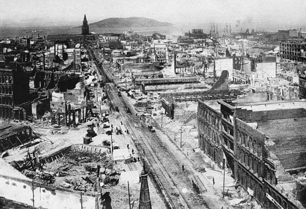SAN FRANCISCO EARTHQUAKE. View of Market Street, San Francisco, looking east from Montgomery Street, following the earthquake of 18 April 1906.  Copyright: xGRANGERx xGRANGERx 0092520