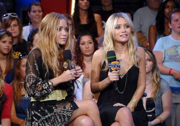 Mary Kate and Ashley Olsen at MuchMusic Mary Kate and Ashley Olsen visits the MuchMusic Studios in Toronto, Ontario on August 28, 2006. Jorge Rios iPhoto Toronto Ontario Canada EDITORIAL USE ONLY Copyright: xCopyrightx2007xbyxJorgexRios iPhotox JorgexRiosx iphotos121619
