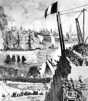STATUE OF LIBERTY, 1885. Exitement at the arrival in New York from France of the L Isere carrying Frederic Bartholdi s Statue of Liberty, 19 June 1885. In the foreground is the unfinished pedestal. Cover illustration from the French newspaper L Illustration, 11 July 1885.  Copyright: xGRANGERx xGRANGERx 0125200