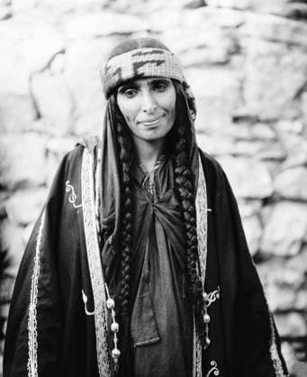BEDOUIN WOMAN, c1910. Portrait of a bedouin woman, c1910.  Copyright: xGRANGERx xGRANGERx 0130611
